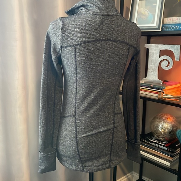 Mondetta herringbone performance/active top - Picture 4 of 6